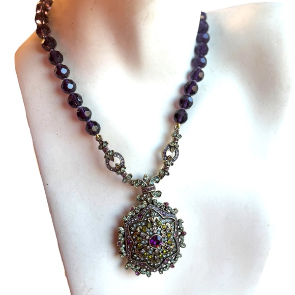 Heidi Daus Jewelry - Lovely Retired Heidi Daus "Unforgettable Lavaliere" Locket Necklace rhinstones